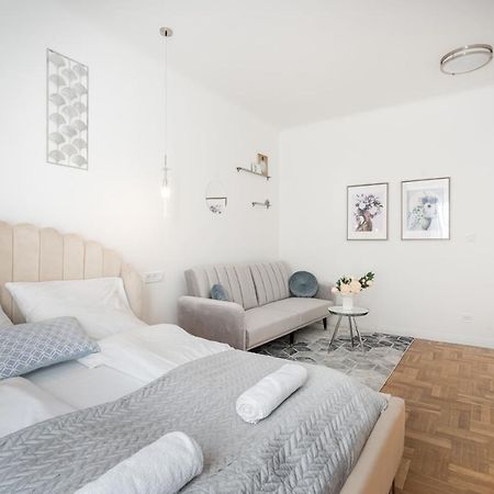 D71 - Central Cozy Suite, Best Location By Bqa Budapest Exteriör bild