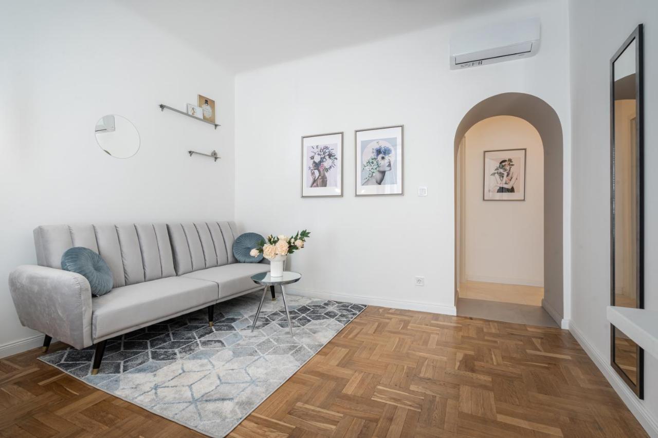 D71 - Central Cozy Suite, Best Location By Bqa Budapest Exteriör bild