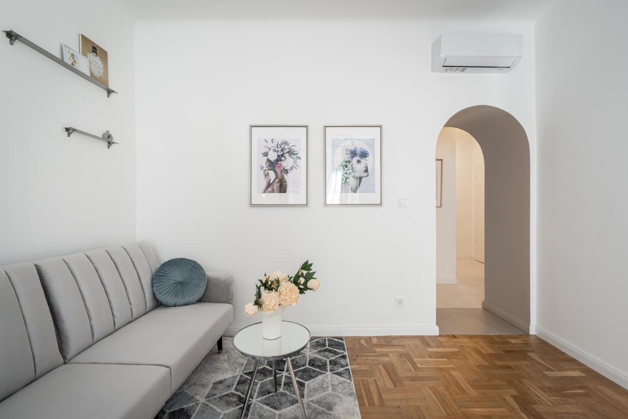D71 - Central Cozy Suite, Best Location By Bqa Budapest Exteriör bild